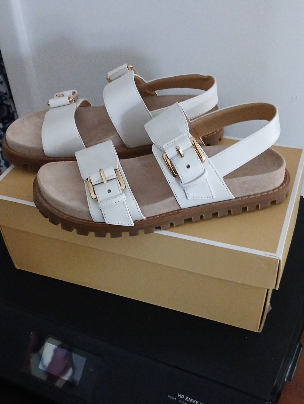 MICHAEL Michael Kors White Leather Buckle Slingback Sandals